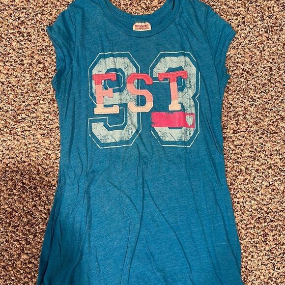 Mossimo Tee Shirt Bundle (4) Medium - Picture 3 of 5